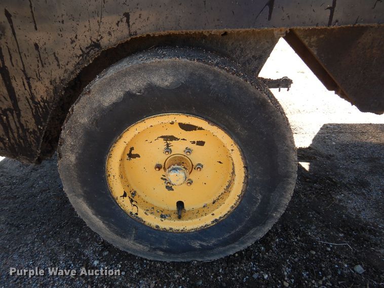 image for item DN0374 2000 Hypac C530AH  pneumatic roller