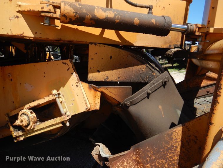 image for item DN0375 CMI TR-225BHD  asphalt trimmer