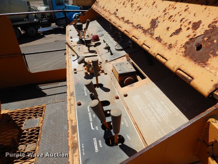 image for item DN0375 CMI TR-225BHD  asphalt trimmer