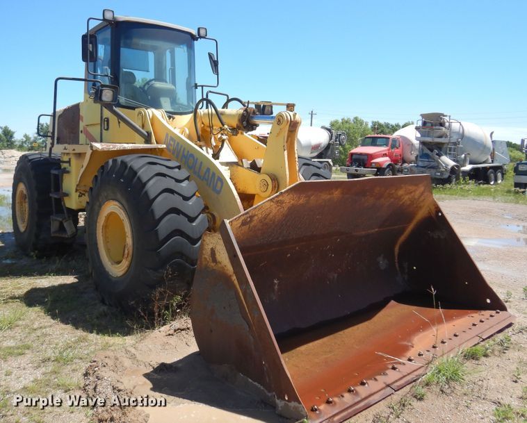 image for item DN0376 New Holland LW230  wheel loader
