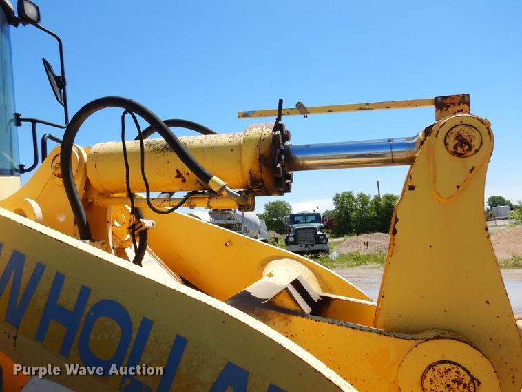 image for item DN0376 New Holland LW230  wheel loader