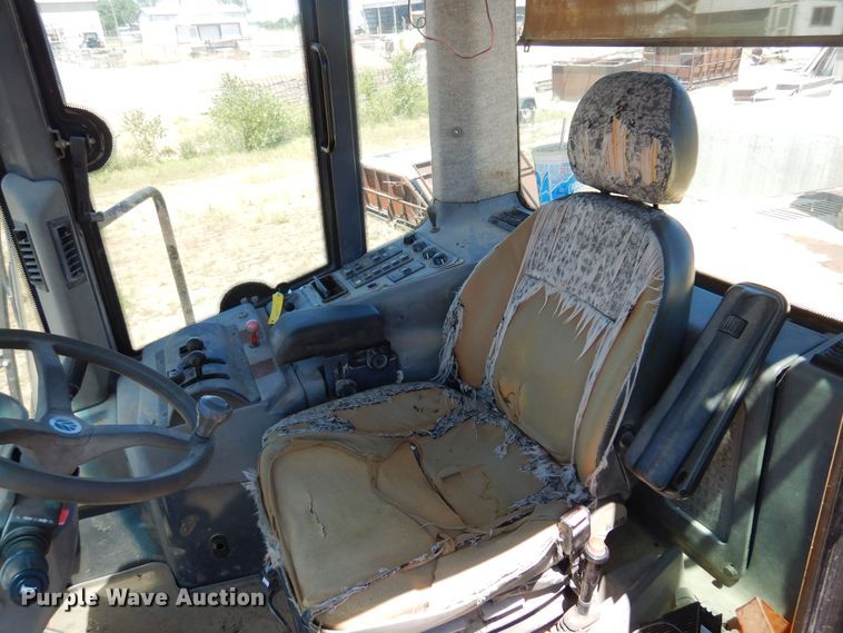 image for item DN0376 New Holland LW230  wheel loader