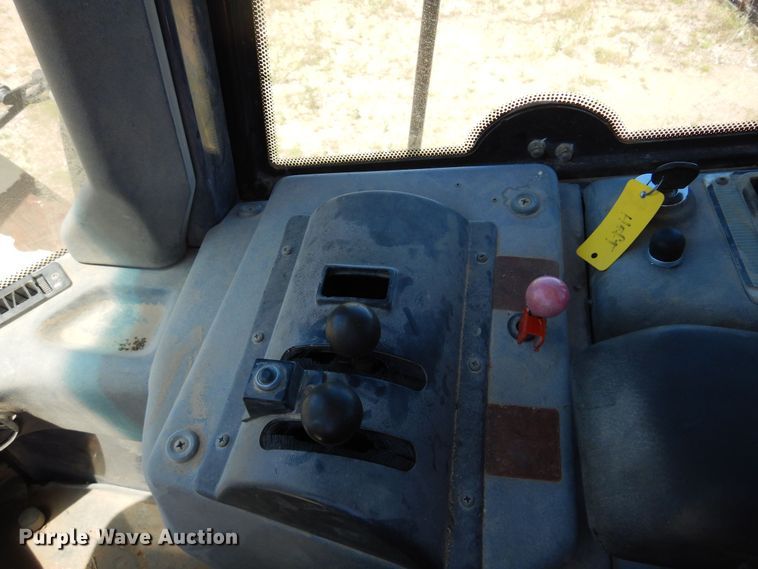 image for item DN0376 New Holland LW230  wheel loader