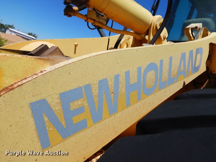 image for item DN0376 New Holland LW230  wheel loader