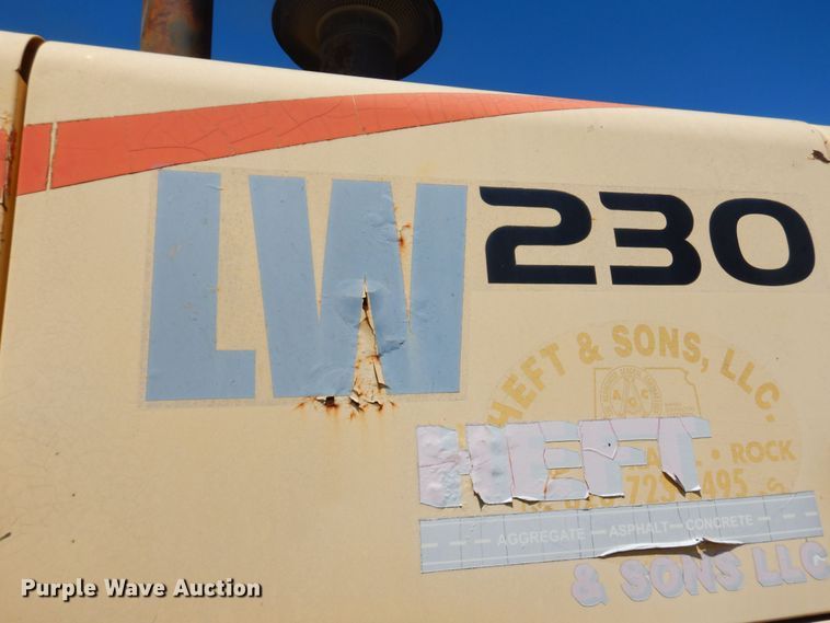 image for item DN0376 New Holland LW230  wheel loader