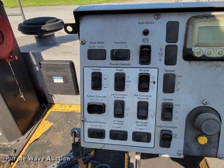 image for item DN7404 2010 Volvo PF6110  paver