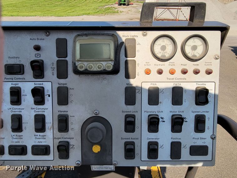 image for item DN7404 2010 Volvo PF6110  paver