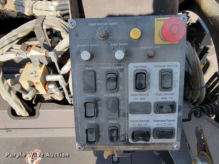 image for item DN7404 2010 Volvo PF6110  paver