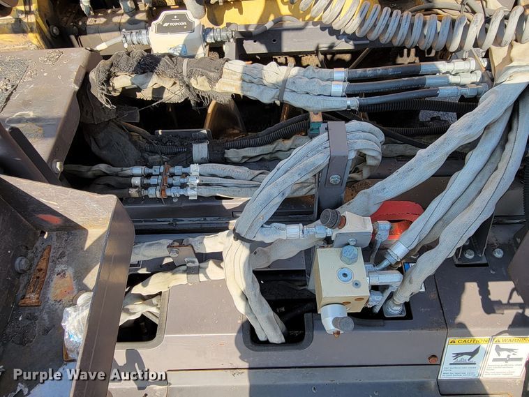 image for item DN7404 2010 Volvo PF6110  paver