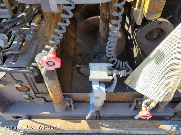 image for item DN7404 2010 Volvo PF6110  paver