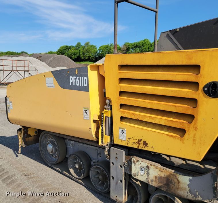 image for item DN7404 2010 Volvo PF6110  paver