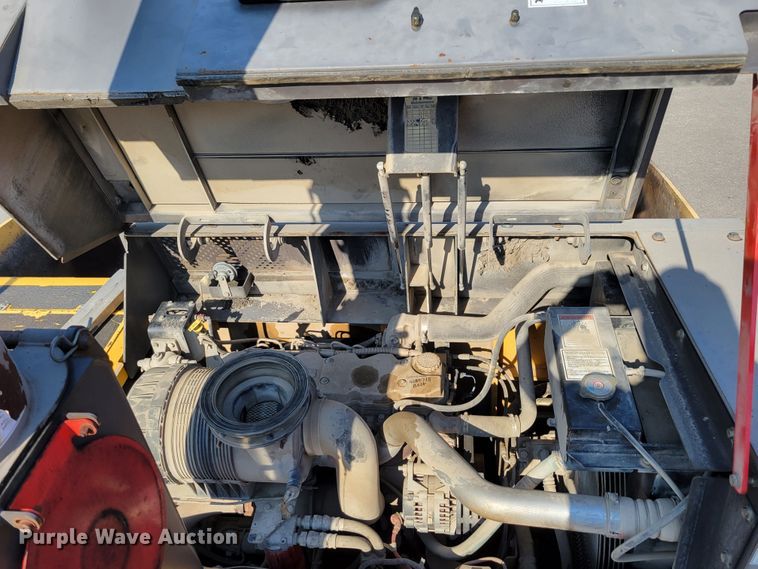 image for item DN7404 2010 Volvo PF6110  paver