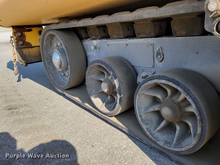 image for item DN7404 2010 Volvo PF6110  paver