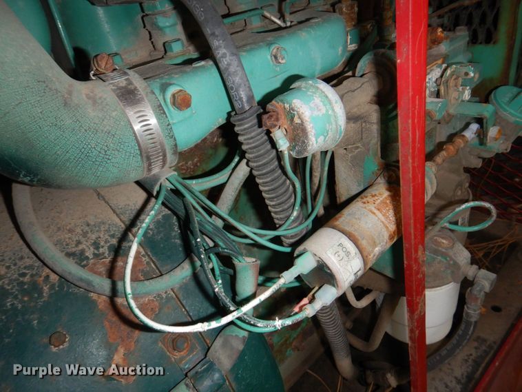 image for item DN7406 1995 Ford F800  bucket truck