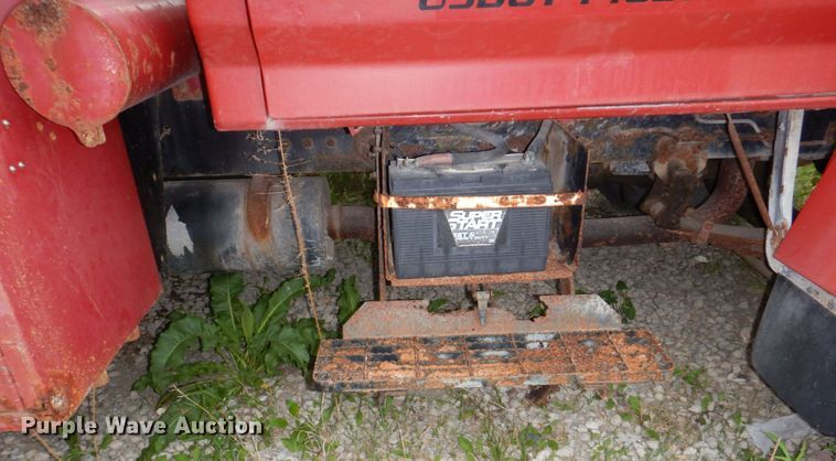 image for item DN7406 1995 Ford F800  bucket truck