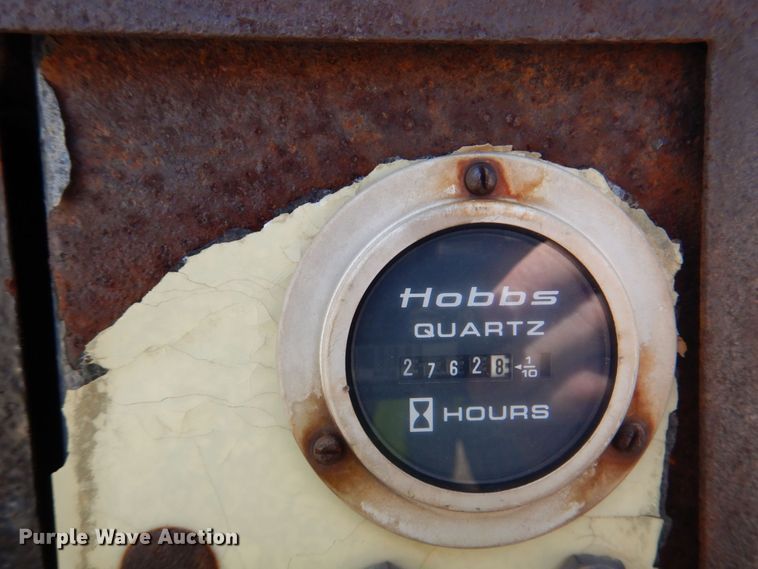 image for item DN7413 1996 Ford F800  bucket truck