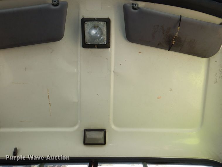 image for item DN7413 1996 Ford F800  bucket truck