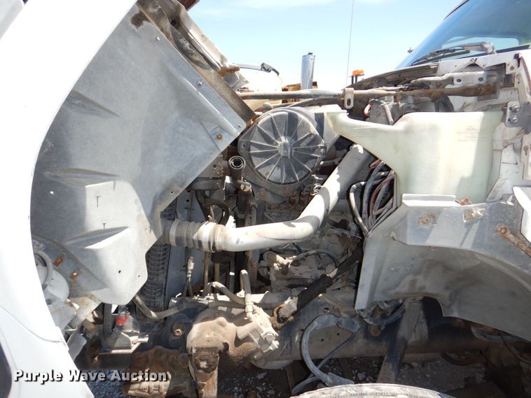 image for item DN7413 1996 Ford F800  bucket truck