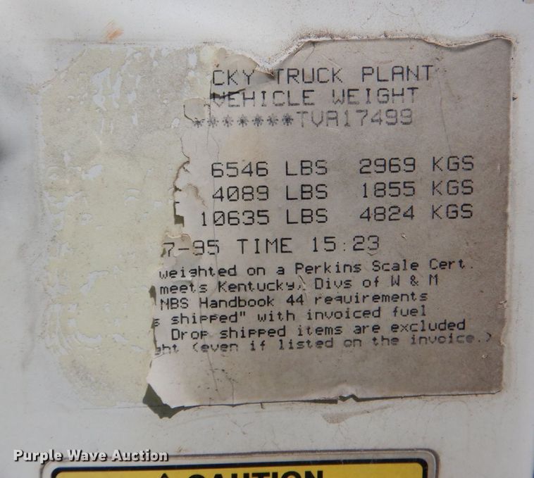 image for item DN7413 1996 Ford F800  bucket truck