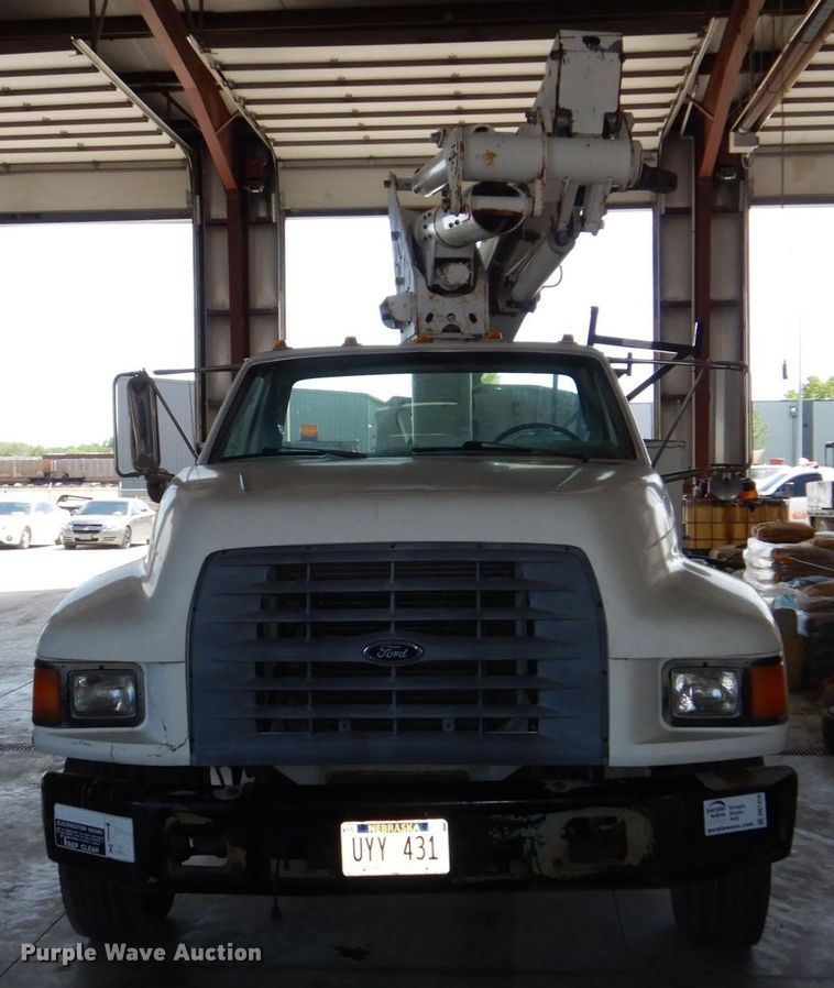 image for item DN7416 1998 Ford F800  bucket truck
