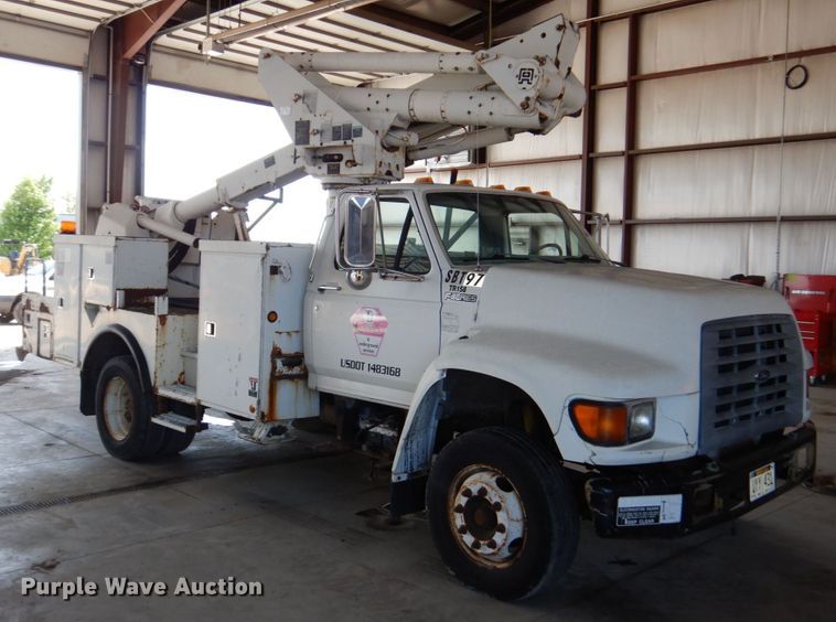 image for item DN7416 1998 Ford F800  bucket truck