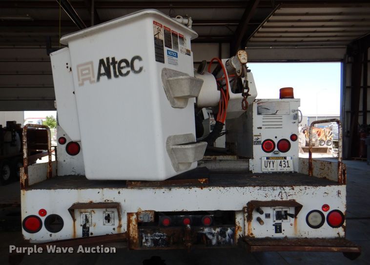 image for item DN7416 1998 Ford F800  bucket truck