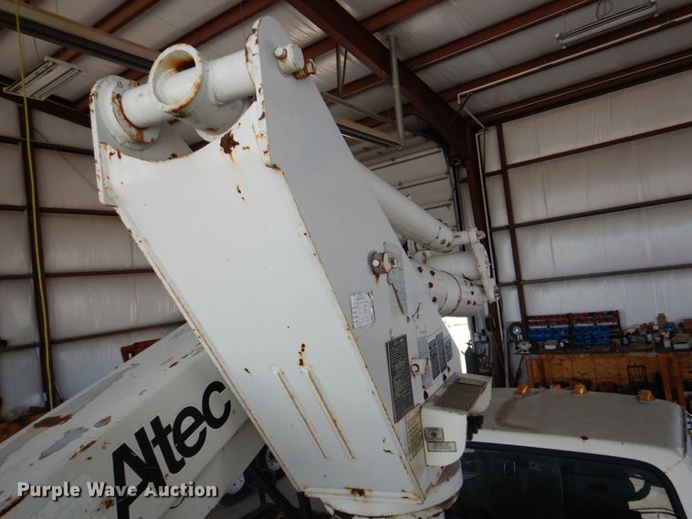 image for item DN7416 1998 Ford F800  bucket truck