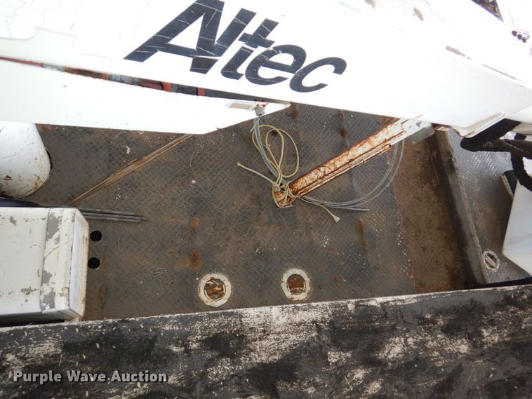 image for item DN7416 1998 Ford F800  bucket truck