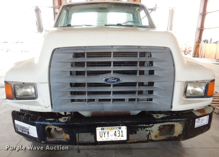 image for item DN7416 1998 Ford F800  bucket truck