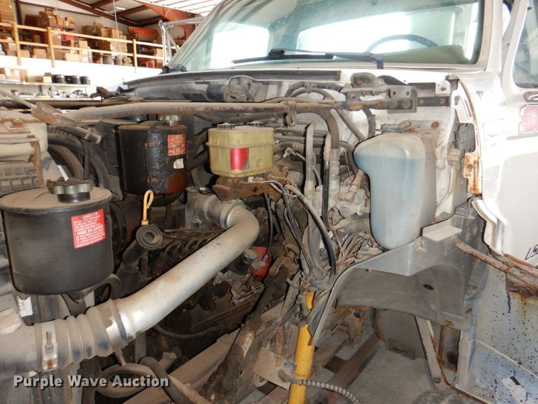 image for item DN7416 1998 Ford F800  bucket truck