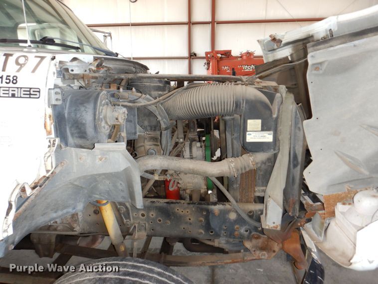 image for item DN7416 1998 Ford F800  bucket truck