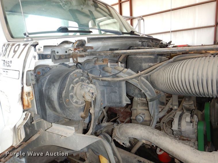 image for item DN7416 1998 Ford F800  bucket truck