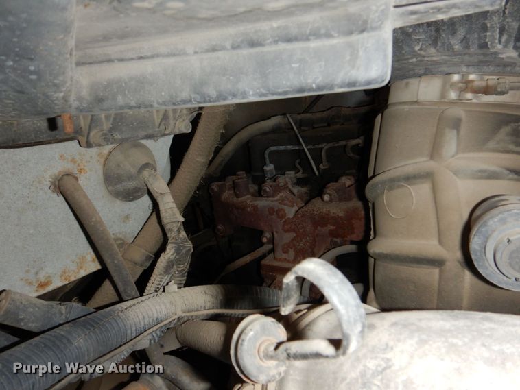 image for item DN7416 1998 Ford F800  bucket truck