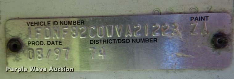 image for item DN7416 1998 Ford F800  bucket truck