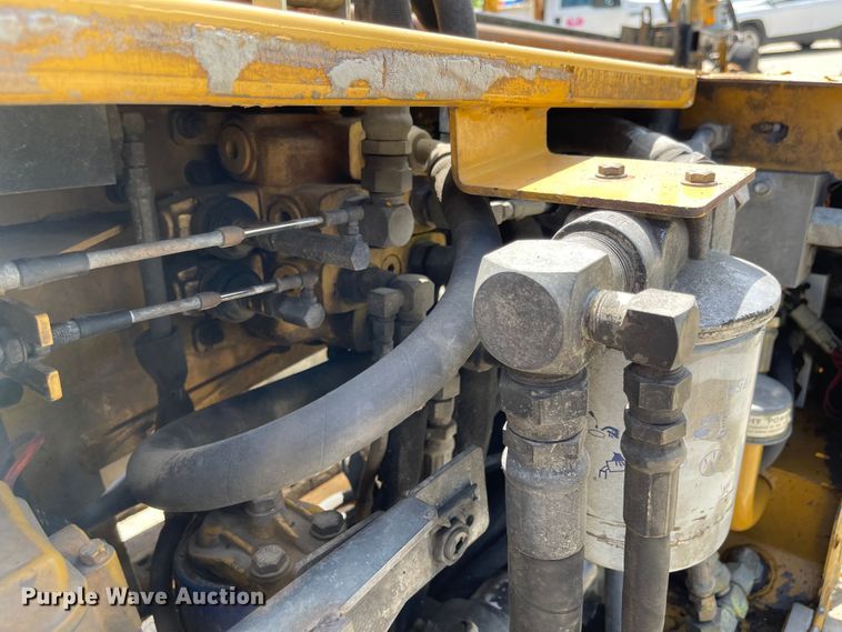 image for item DN7419 2000 Vermeer D 10x15  directional boring unit