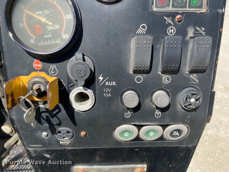 image for item DN7420 2004 Vermeer Navigator D18x22  directional boring unit