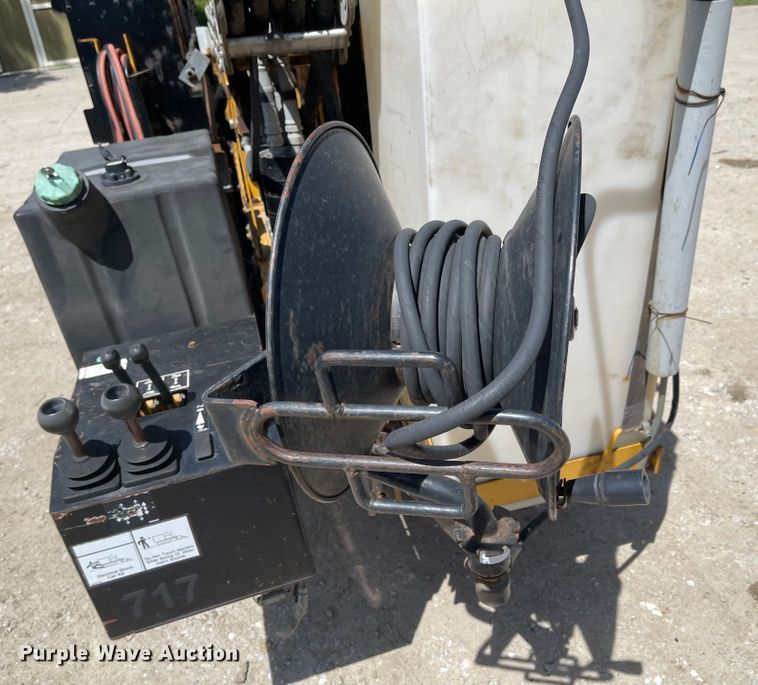 image for item DN7420 2004 Vermeer Navigator D18x22  directional boring unit