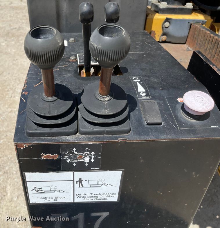 image for item DN7420 2004 Vermeer Navigator D18x22  directional boring unit