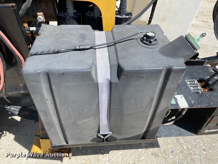 image for item DN7420 2004 Vermeer Navigator D18x22  directional boring unit