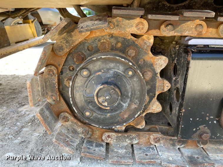 image for item DN7420 2004 Vermeer Navigator D18x22  directional boring unit