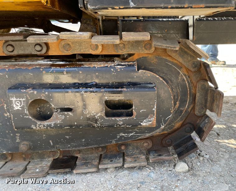 image for item DN7420 2004 Vermeer Navigator D18x22  directional boring unit