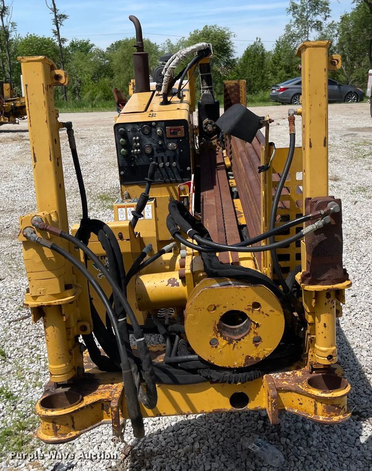 image for item DN7421 1999 Vermeer Navigator D10x15  directional boring unit