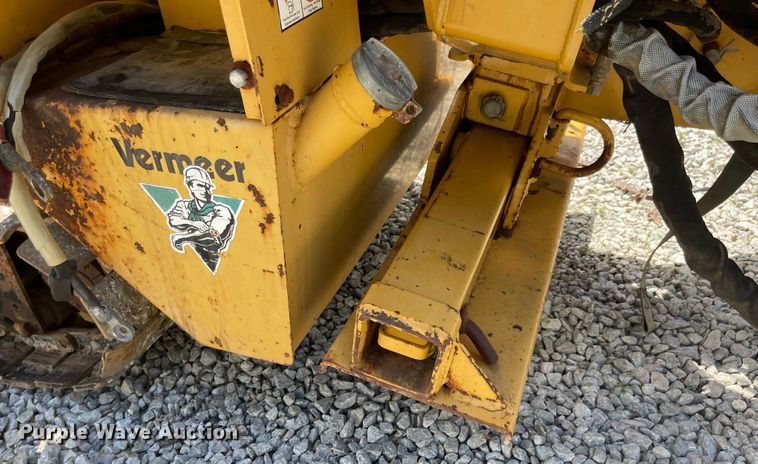 image for item DN7421 1999 Vermeer Navigator D10x15  directional boring unit