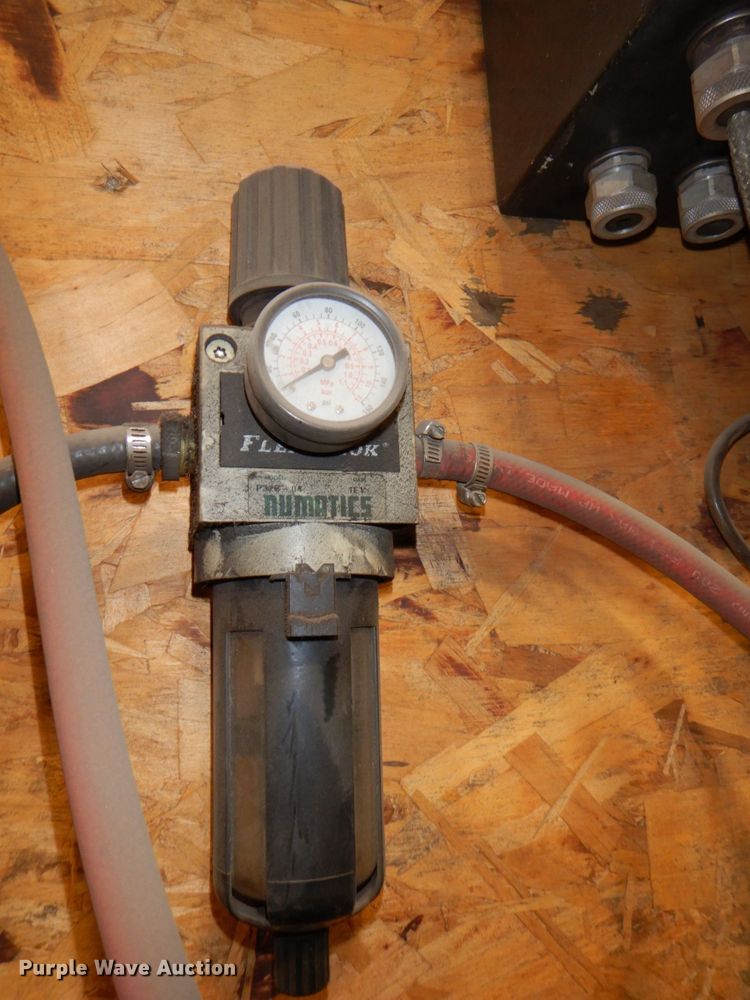 image for item DN7458 2005 Messer  plasma cutter