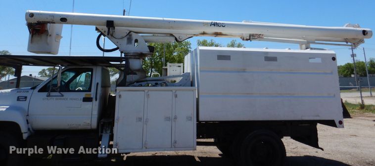 image for item DN7474 2002 GMC C7500  bucket truck