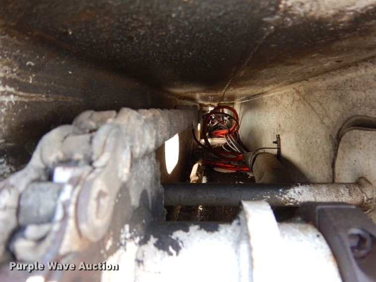 image for item DN7474 2002 GMC C7500  bucket truck