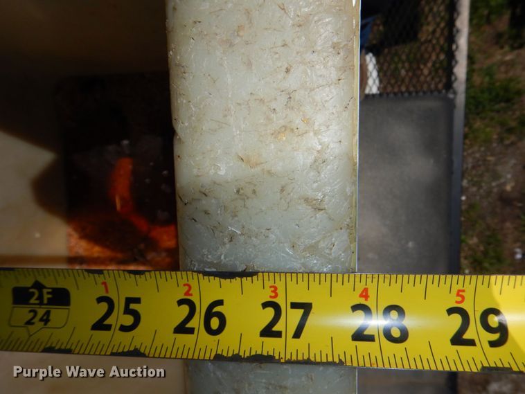 image for item DN7474 2002 GMC C7500  bucket truck