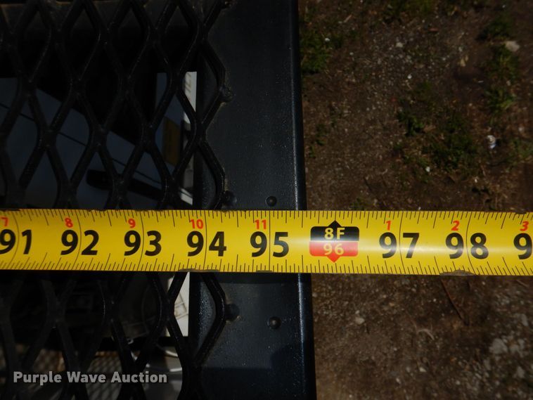 image for item DN7474 2002 GMC C7500  bucket truck