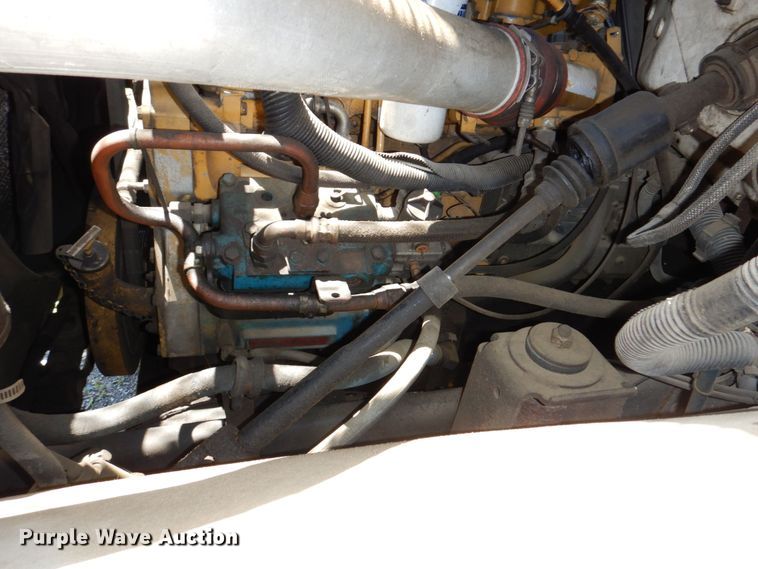 image for item DN7474 2002 GMC C7500  bucket truck