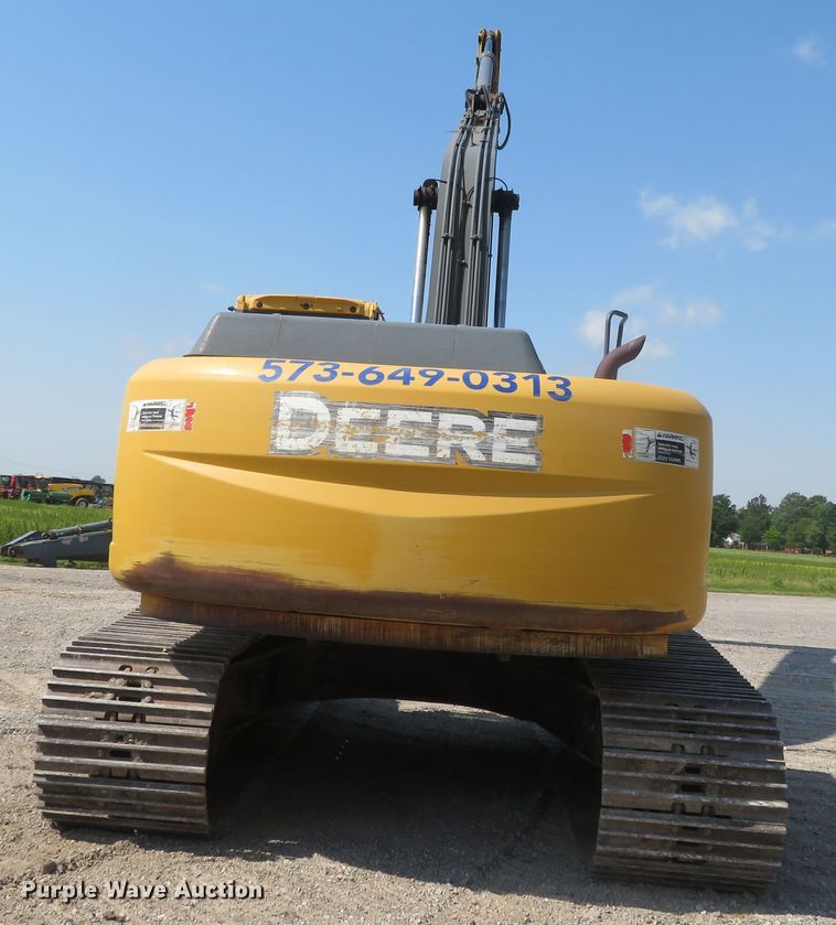 image for item DN7993 2008 John Deere 270D LC long reach excavator
